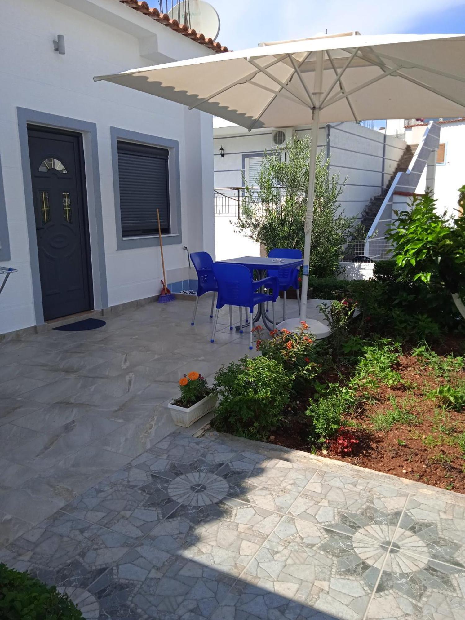 Vila F&M Ksamil Exteriör bild